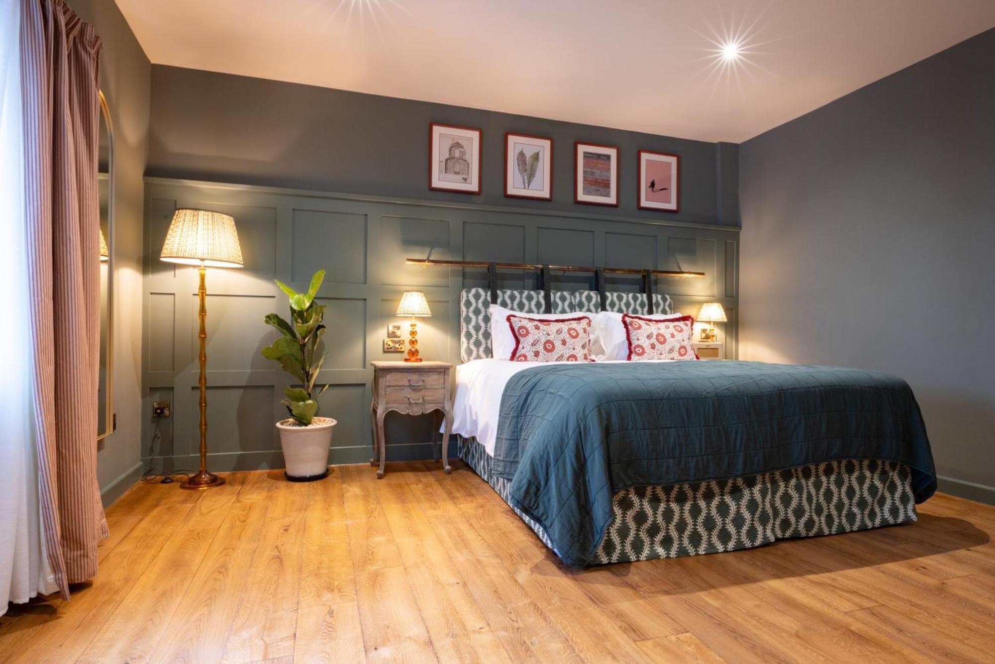 The Coat And Bear - A Heartwood Inn Newbury  Eksteriør bilde