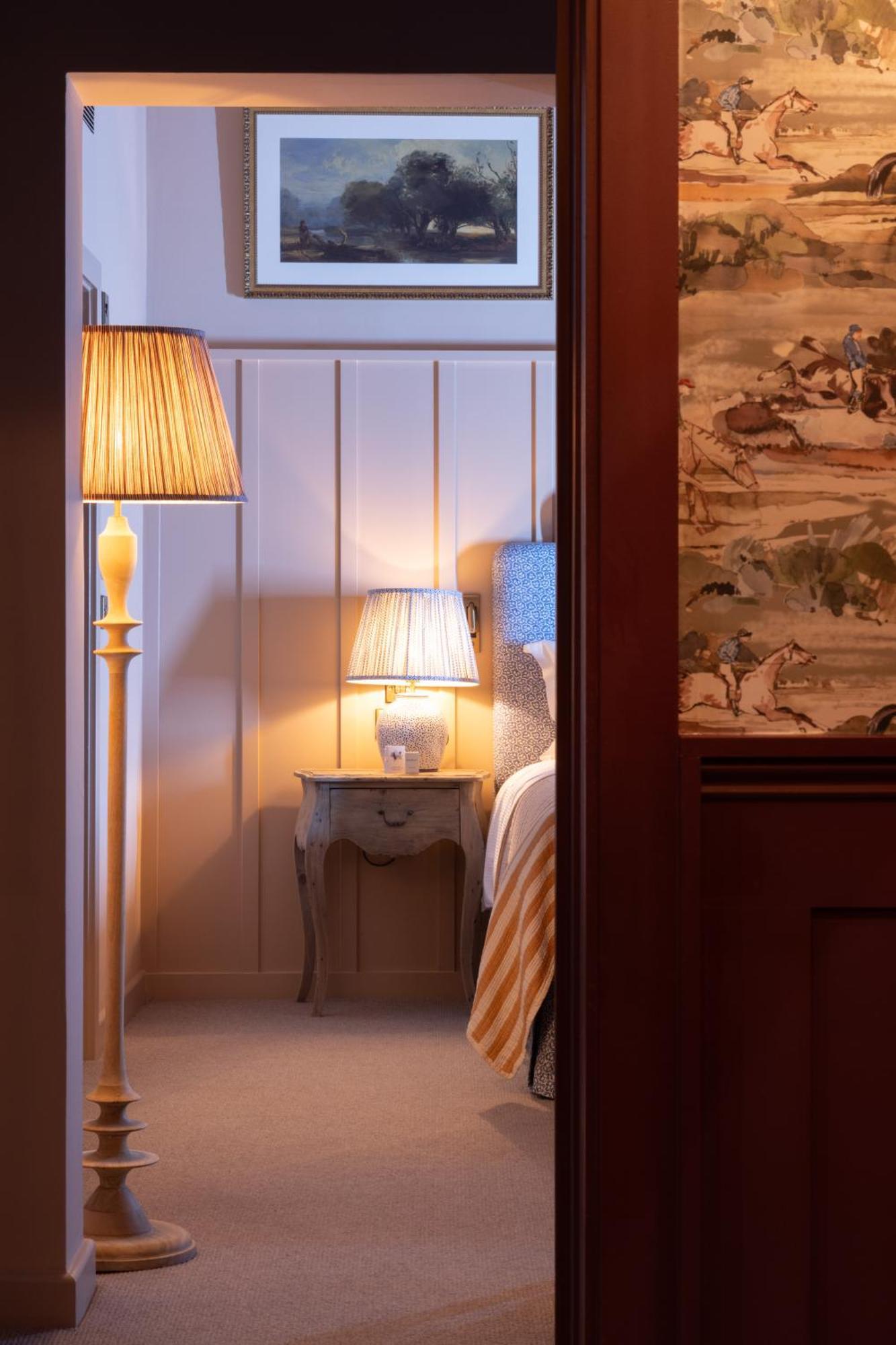 The Coat And Bear - A Heartwood Inn Newbury  Eksteriør bilde