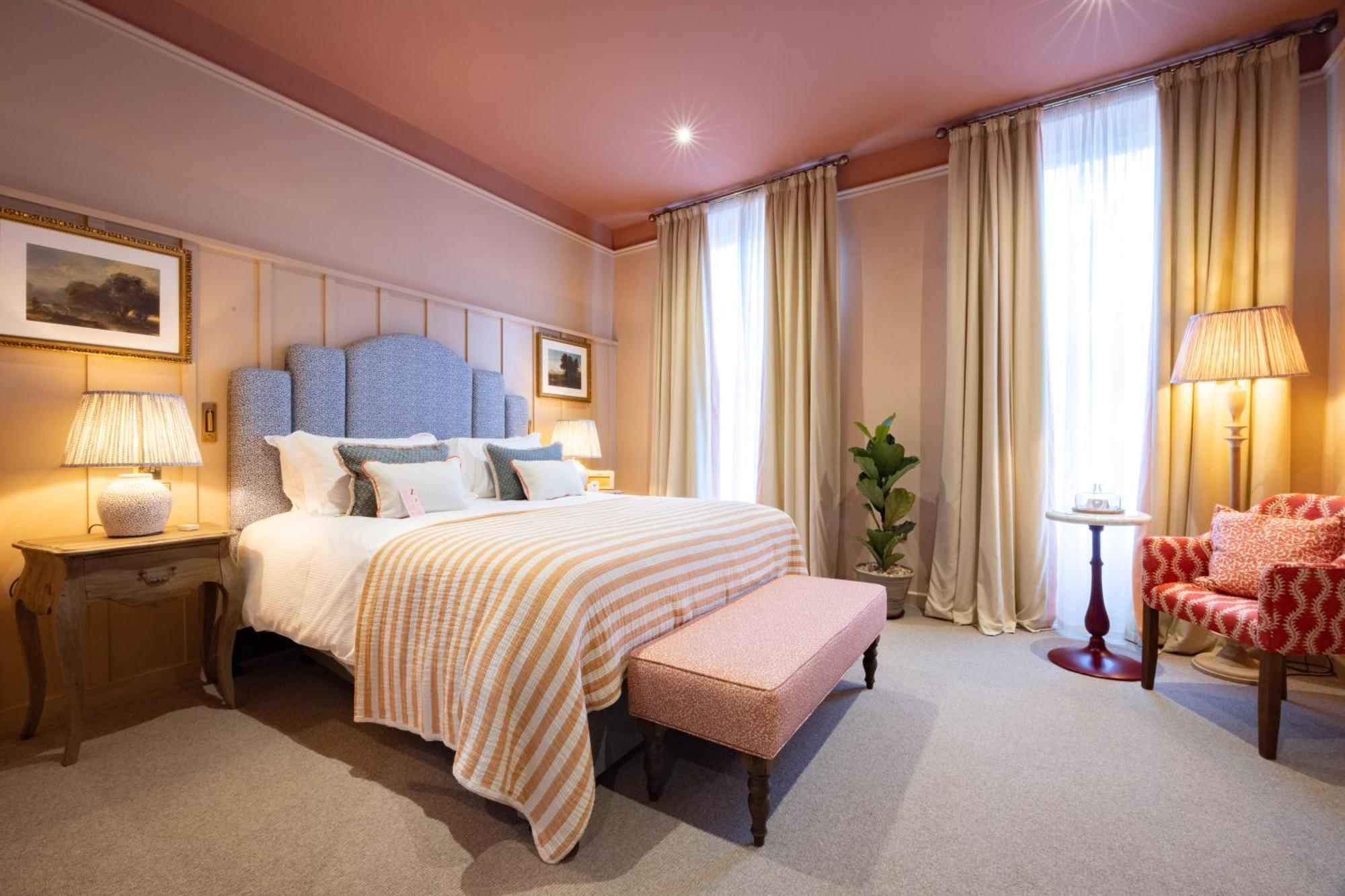 The Coat And Bear - A Heartwood Inn Newbury  Eksteriør bilde