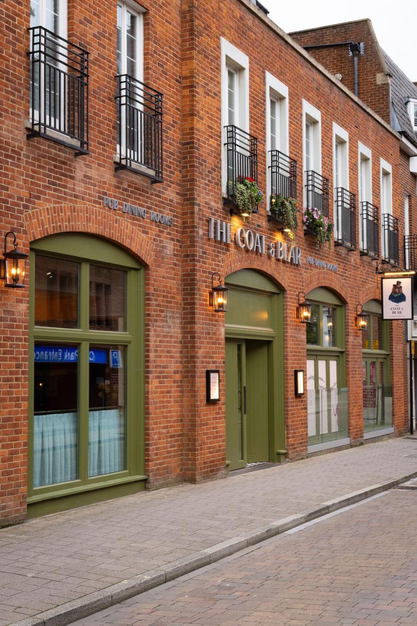 The Coat And Bear - A Heartwood Inn Newbury  Eksteriør bilde
